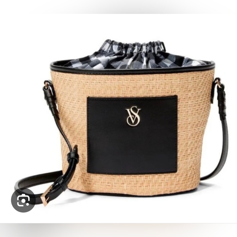 NWT Victoria's Secret Straw Tote with Black Accent